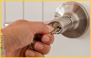 Exclusive Locksmith Service Anaheim, CA 714-923-1198 - 16-emergency-unlock